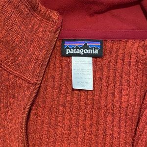 Patagonia light jacket. Size XS but fits a size S as well.